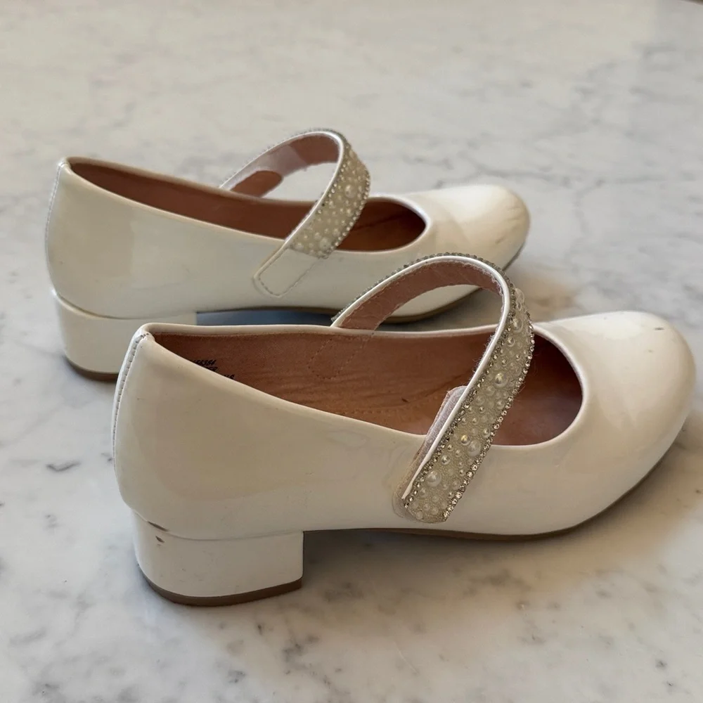 Kelly & Katie Girls White Patent Mary Jane Shoes Size 3